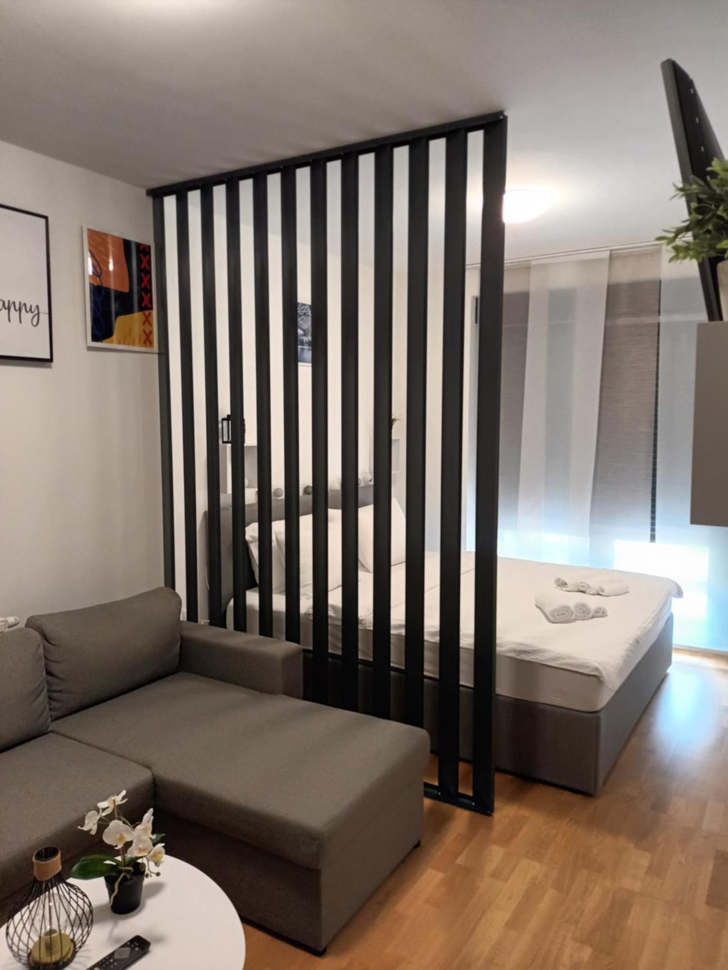 Gajeva Rooms - Stockholm Apartment Self Check-In 维罗维蒂察 外观 照片