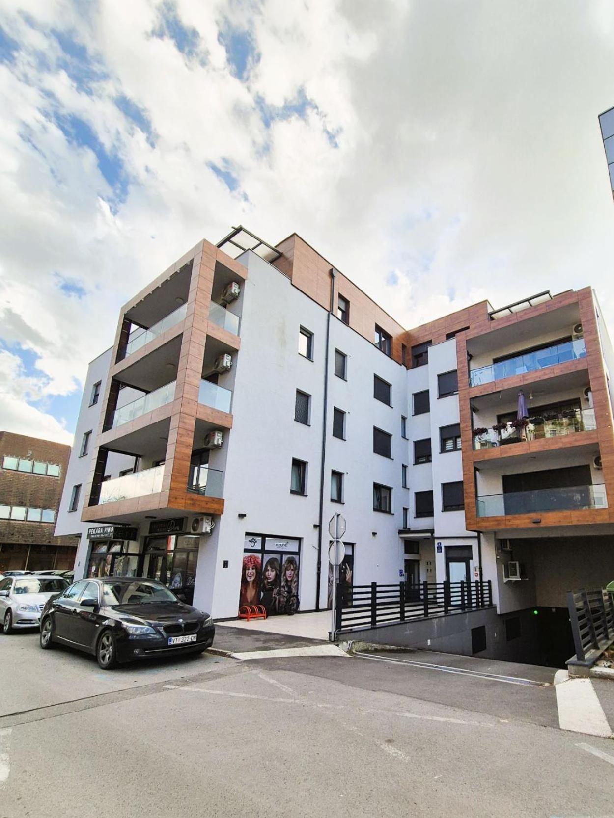 Gajeva Rooms - Stockholm Apartment Self Check-In 维罗维蒂察 外观 照片
